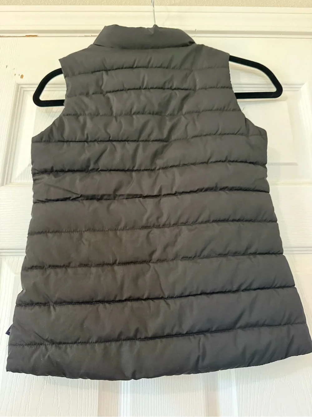 GAP Kid’s Quilted Puffer Vest - Black- Medium